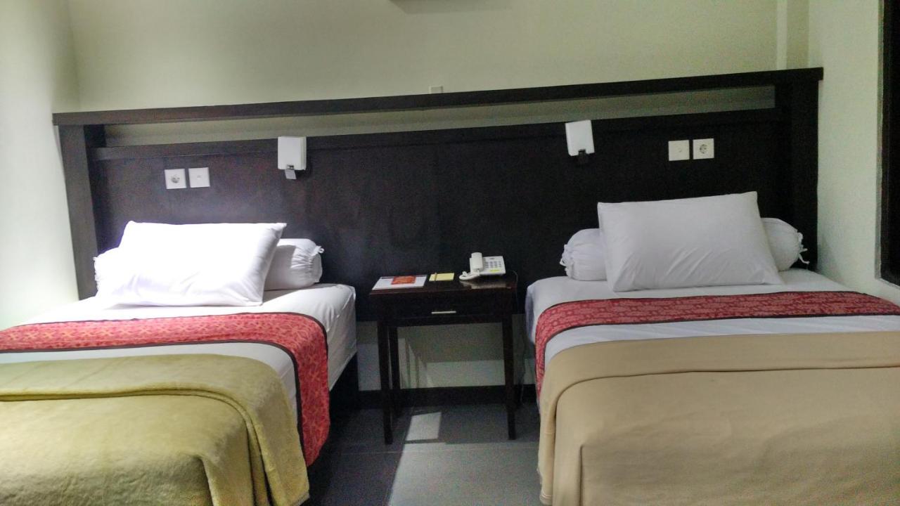Maxi Hotel Kedonganan Jimbaran Exteriér fotografie